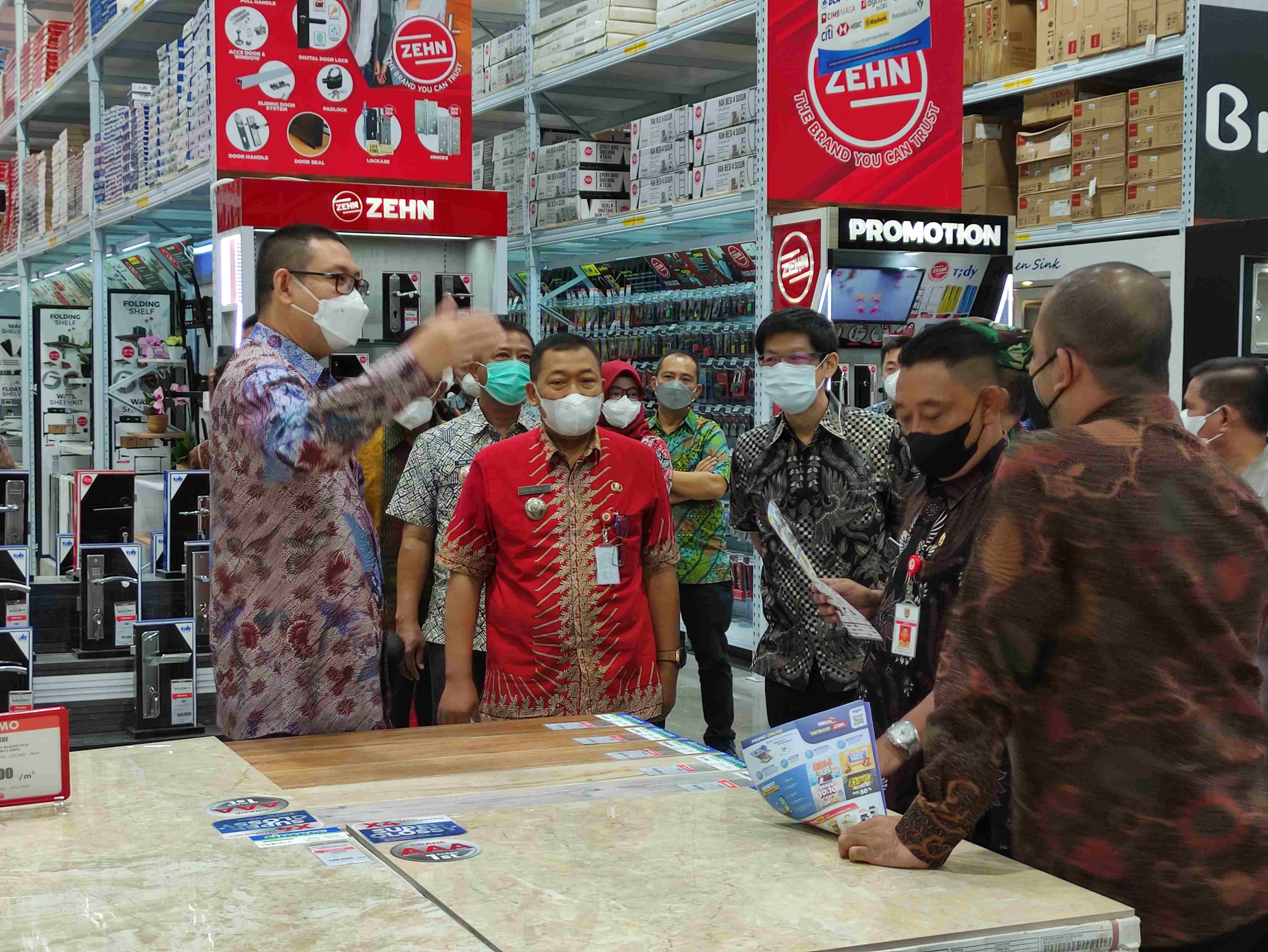 Suasana peresmian Mitra10 Semarang