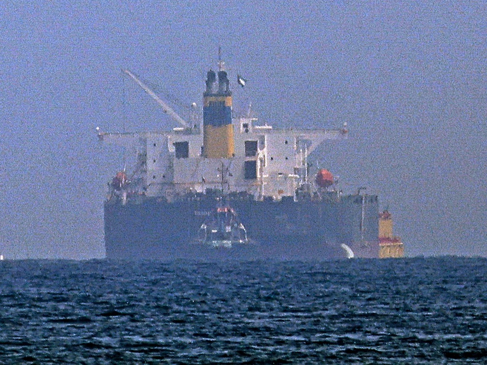 Kapal tanker MT Mercer Street yang terkait dengan Israel.