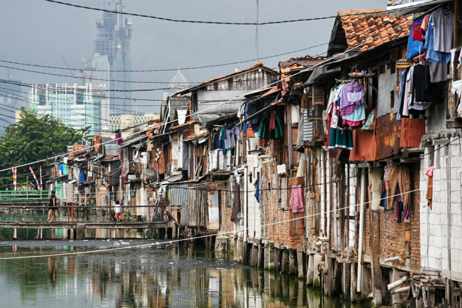 Kampung kumuh di Jakarta.