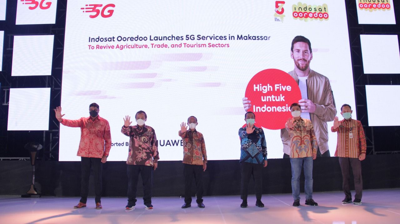 Peluncuran layanan 5G Indosat Ooredoo di Makassar.