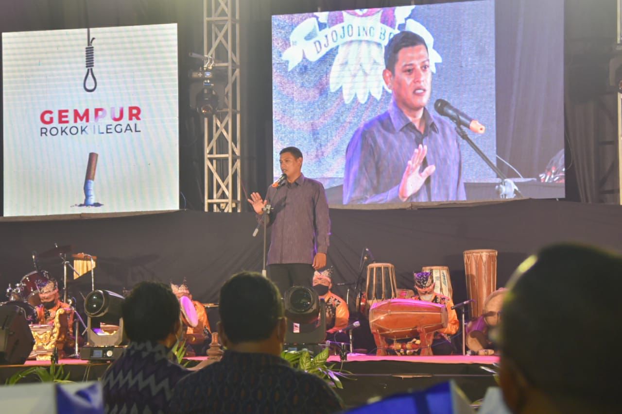 Wali Kota Kediri Abdullah Abu Bakar meluncurkan 10 Kampung Kreatif dan Independen (Keren) Prodamas.