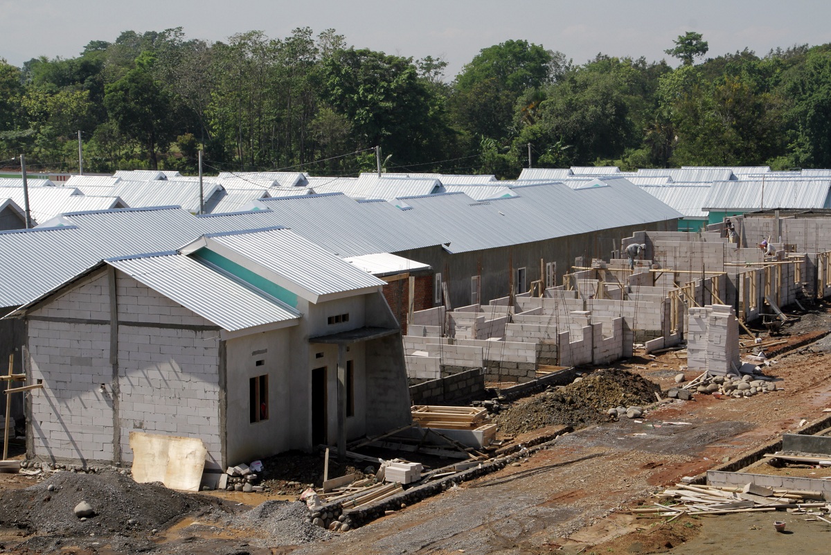 Pembangunan kompleks perumahan bersubsidi di Kabupaten Gowa, Sulsel, Rabu (13/10).