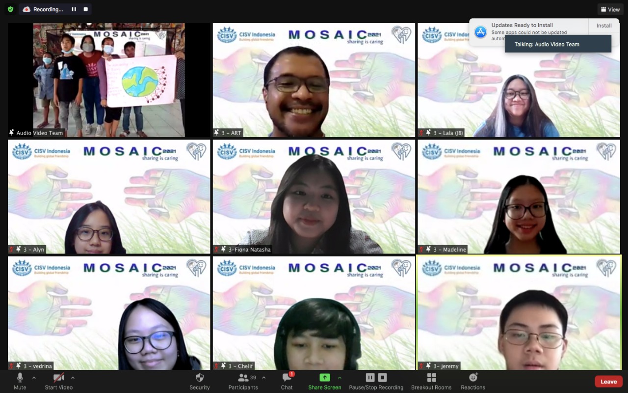 Kegiatan Mosaic dilaksanakan CISV Indonesia yang bekerja sama dengan Yayasan Kampus Diakoneia Modern (KDM).