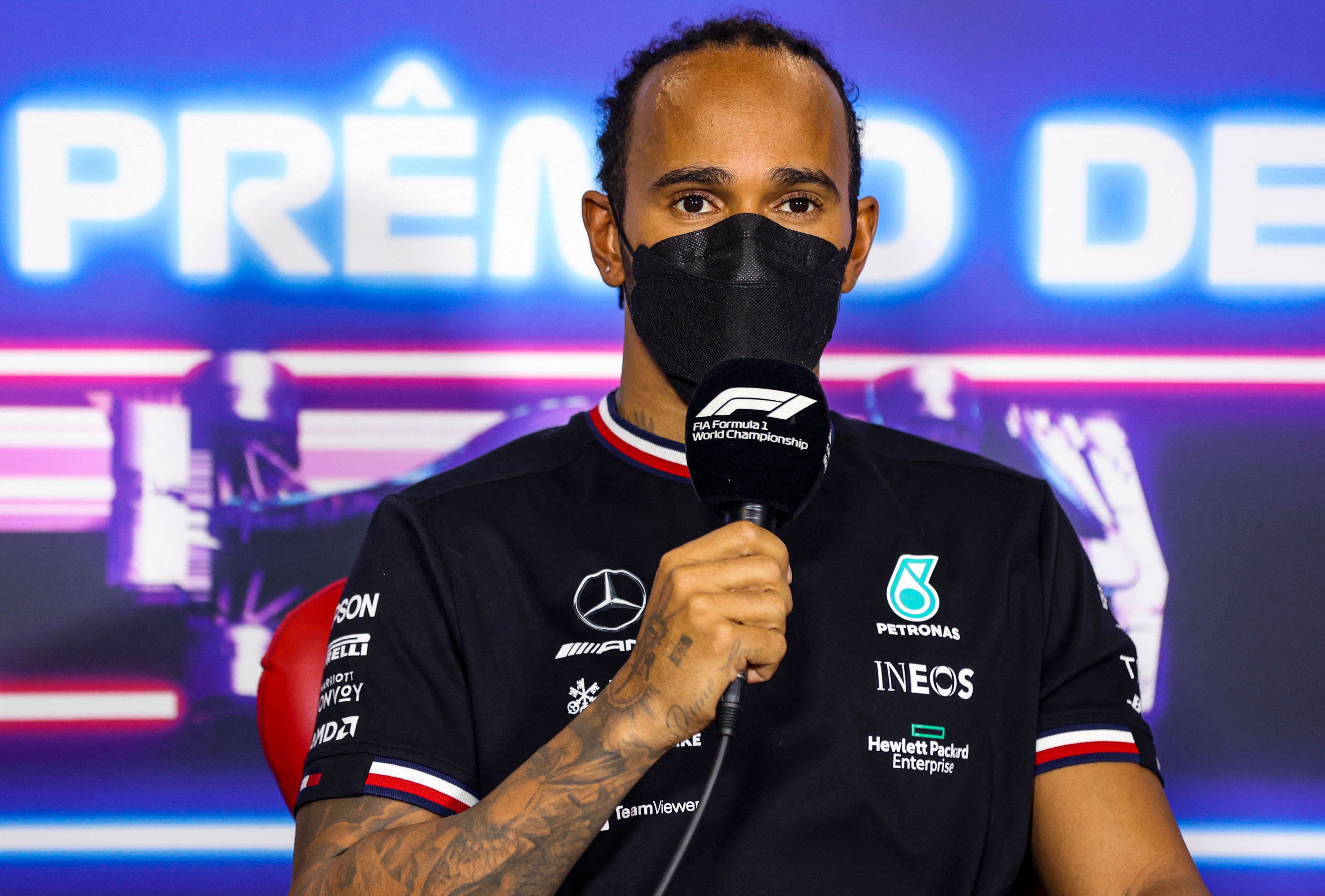 Pembalap Mercedes Lewis Hamilton