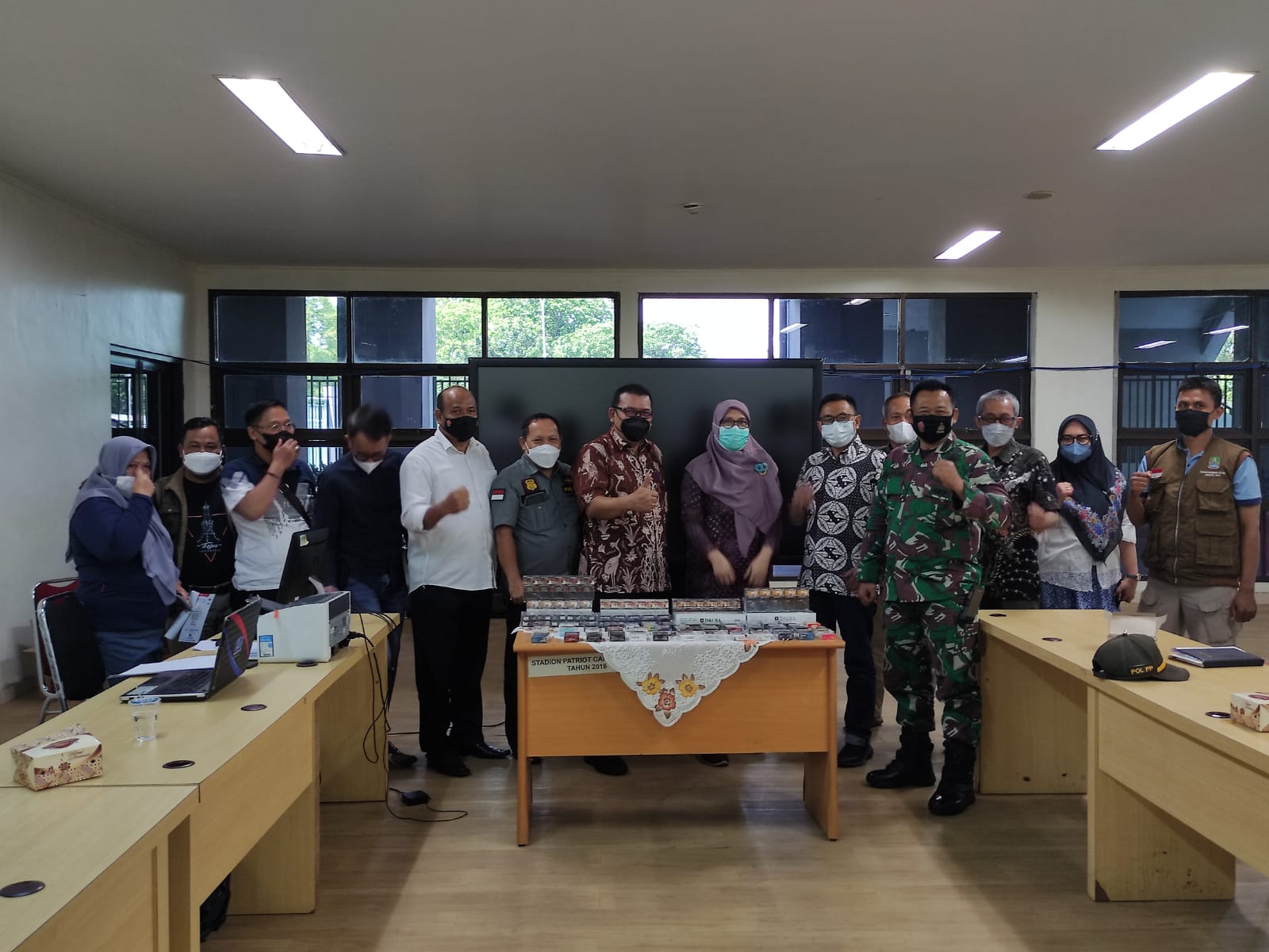 Sinergi Pemkot Bekasi dan Bea Cukai menindak peredaran rokok ilegal terus digalakkan.