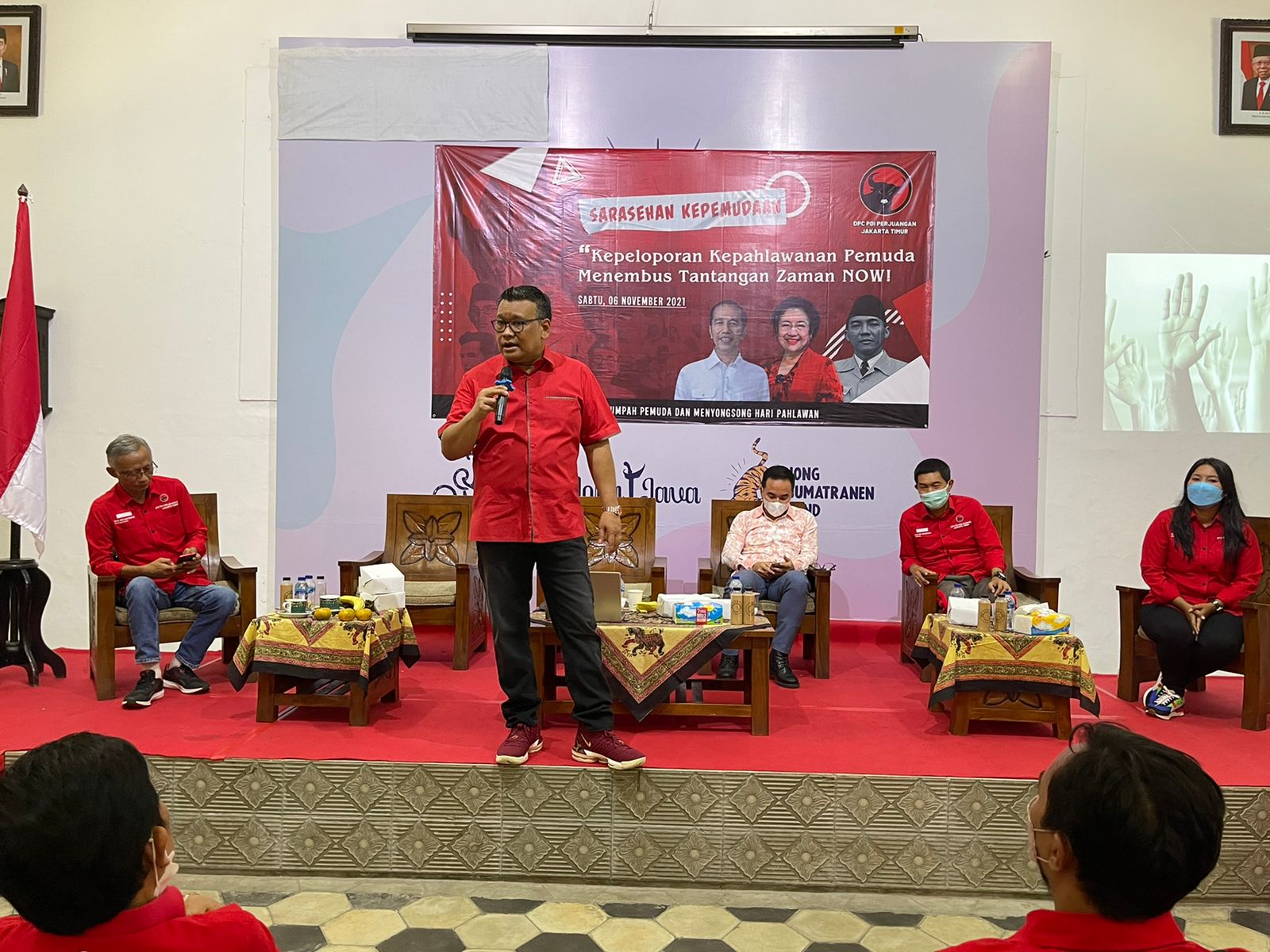 Sarasehan kepemudaan yang digelar DPC PDIP Jakarta Timur