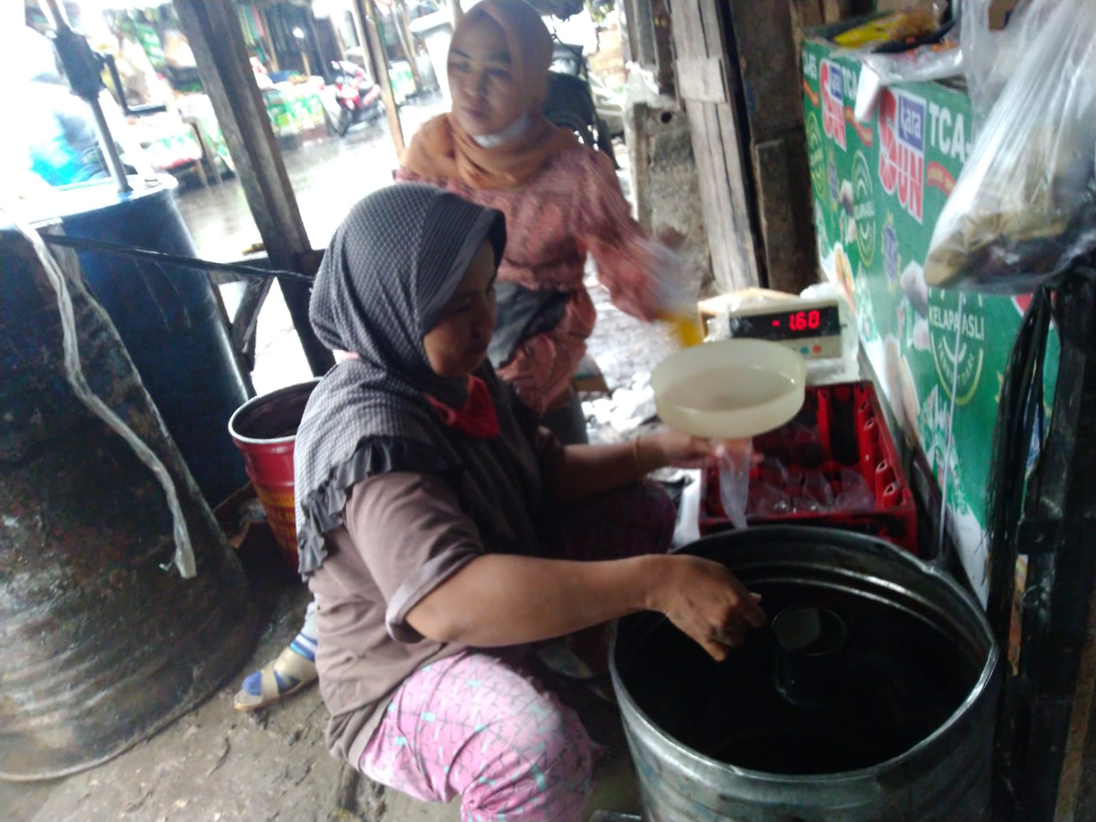 Harga Minyak Goreng Curah di Tasikmalaya Terus Naik