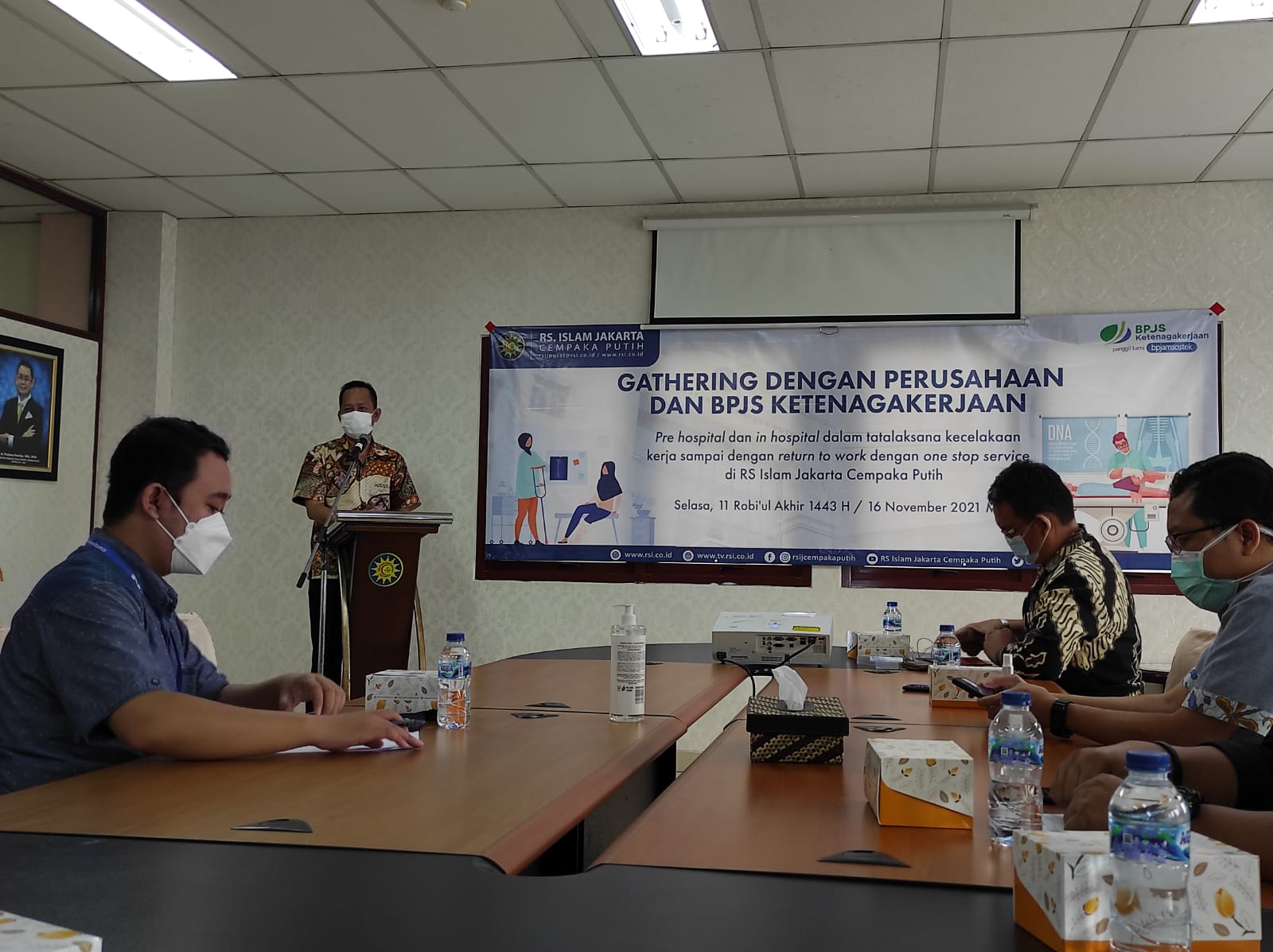 Kegiata Gathering dengan Perusahaan dan BPJS Ketenagakerjaan dti RS Islam Jakarta Cempaka Putih. 