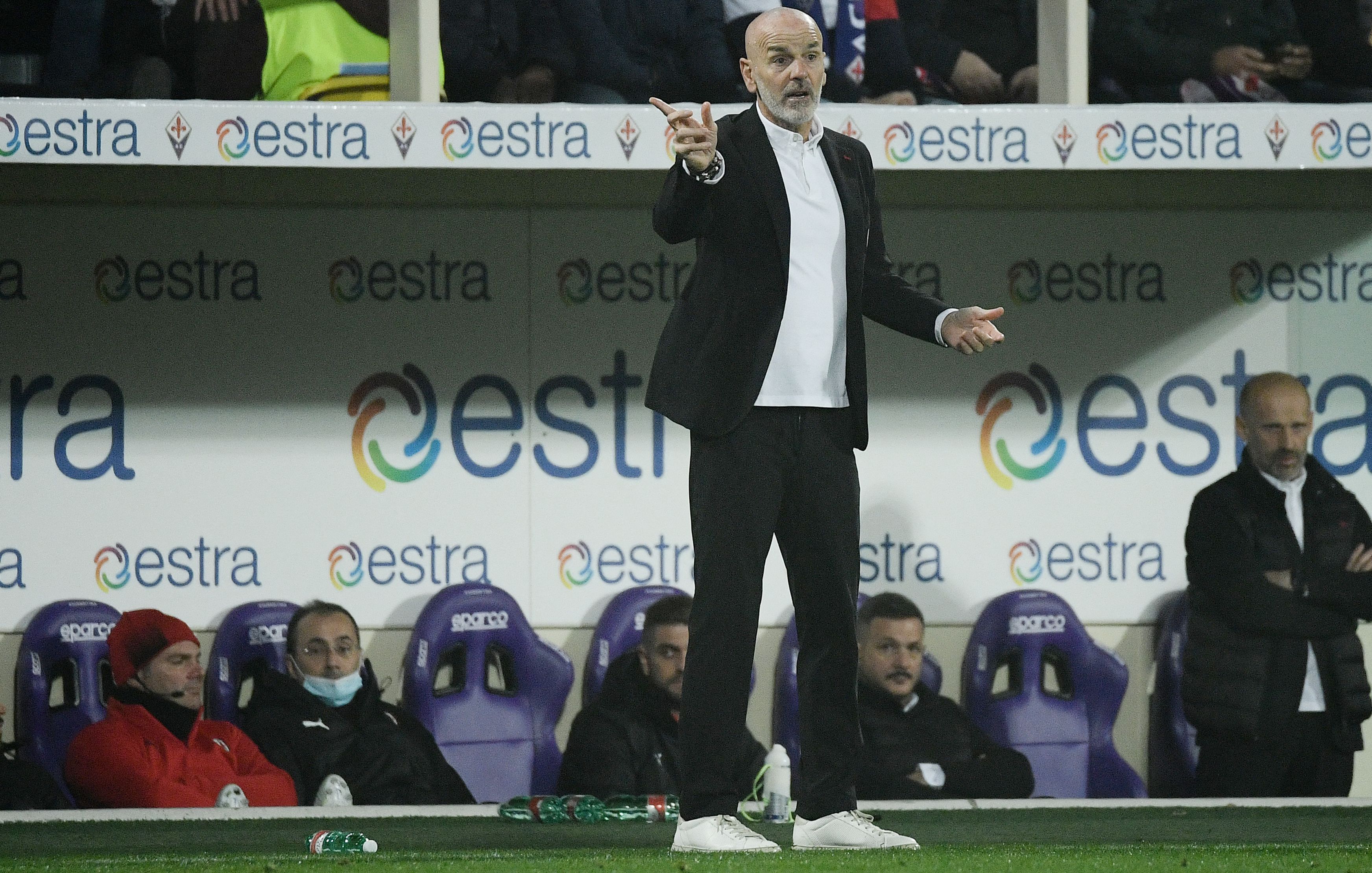 Pelatih AC Milan Stefano Pioli