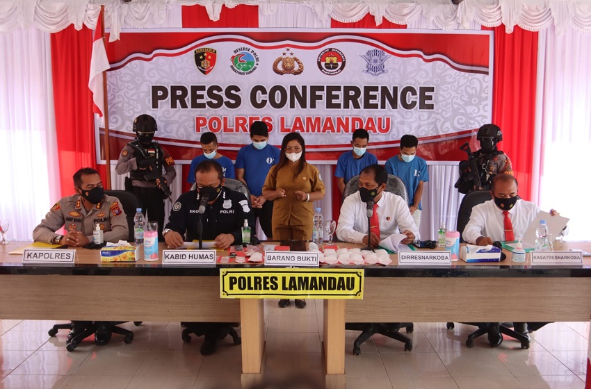 Polres Lamandau Tangkap 4 Tersangka dan Sita 1,3 Kilogram Sabu
