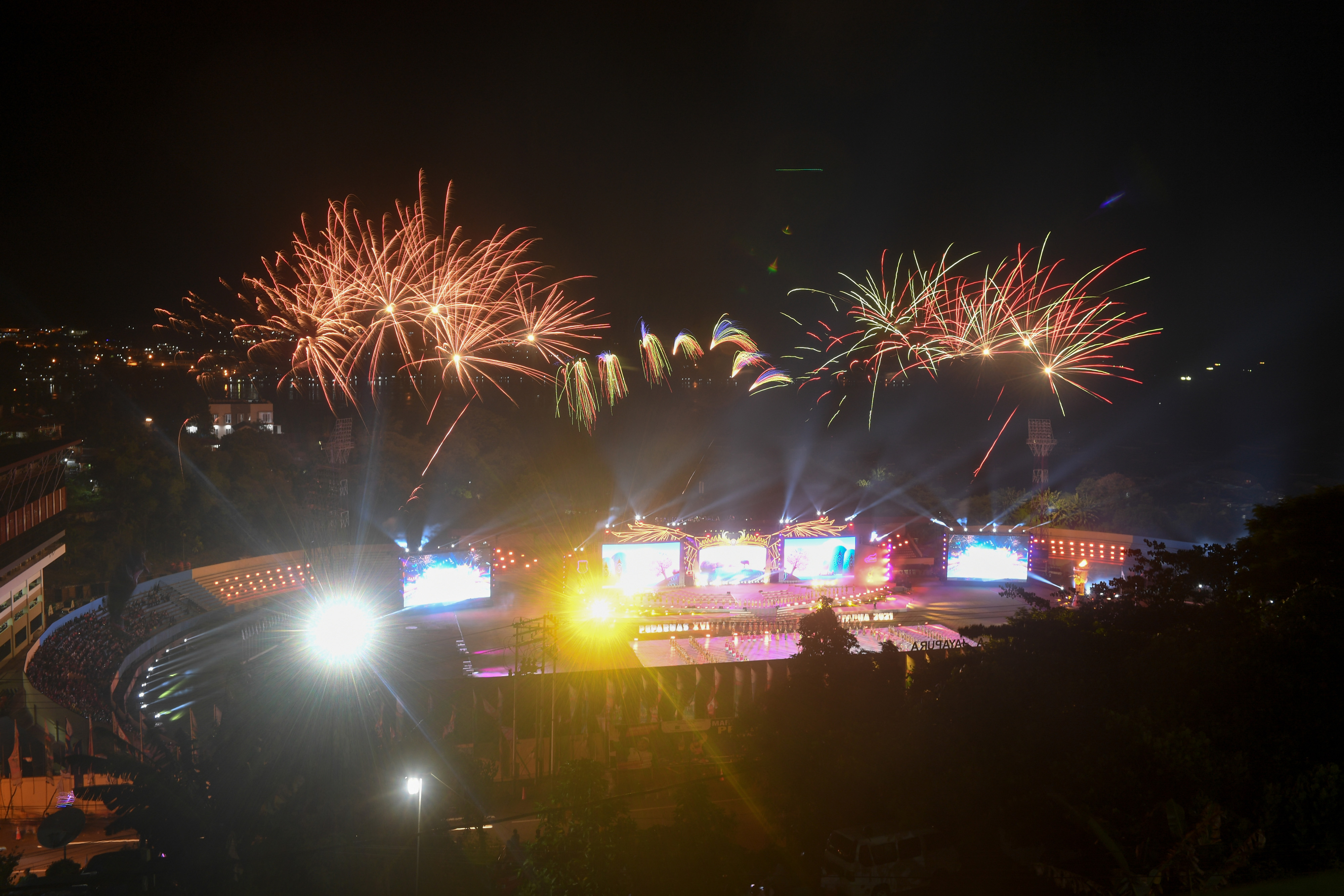 Penutupan Peparnas XVI Papua