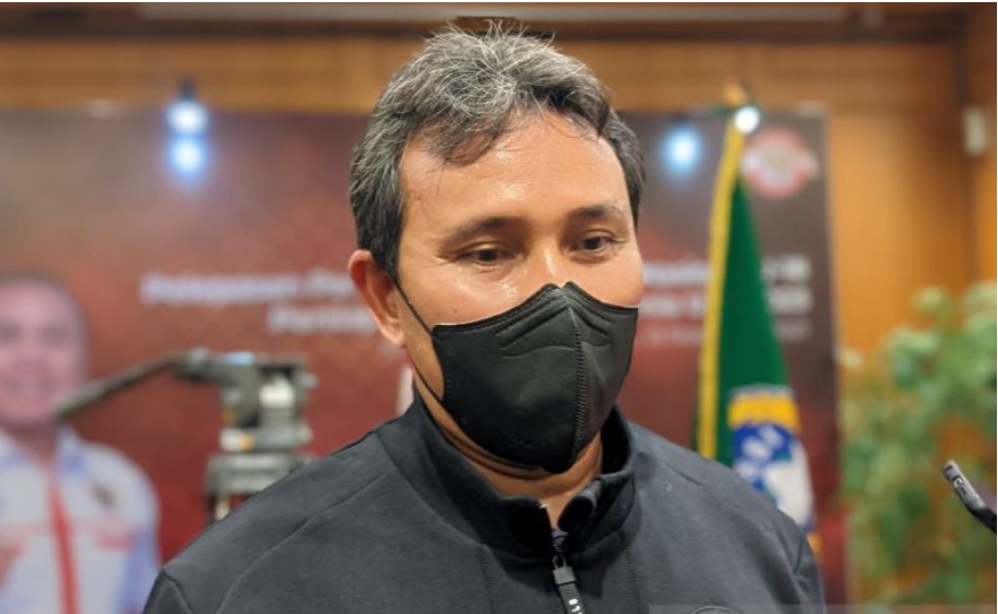 Pelatih Timnas U-16 Bima Sakti.