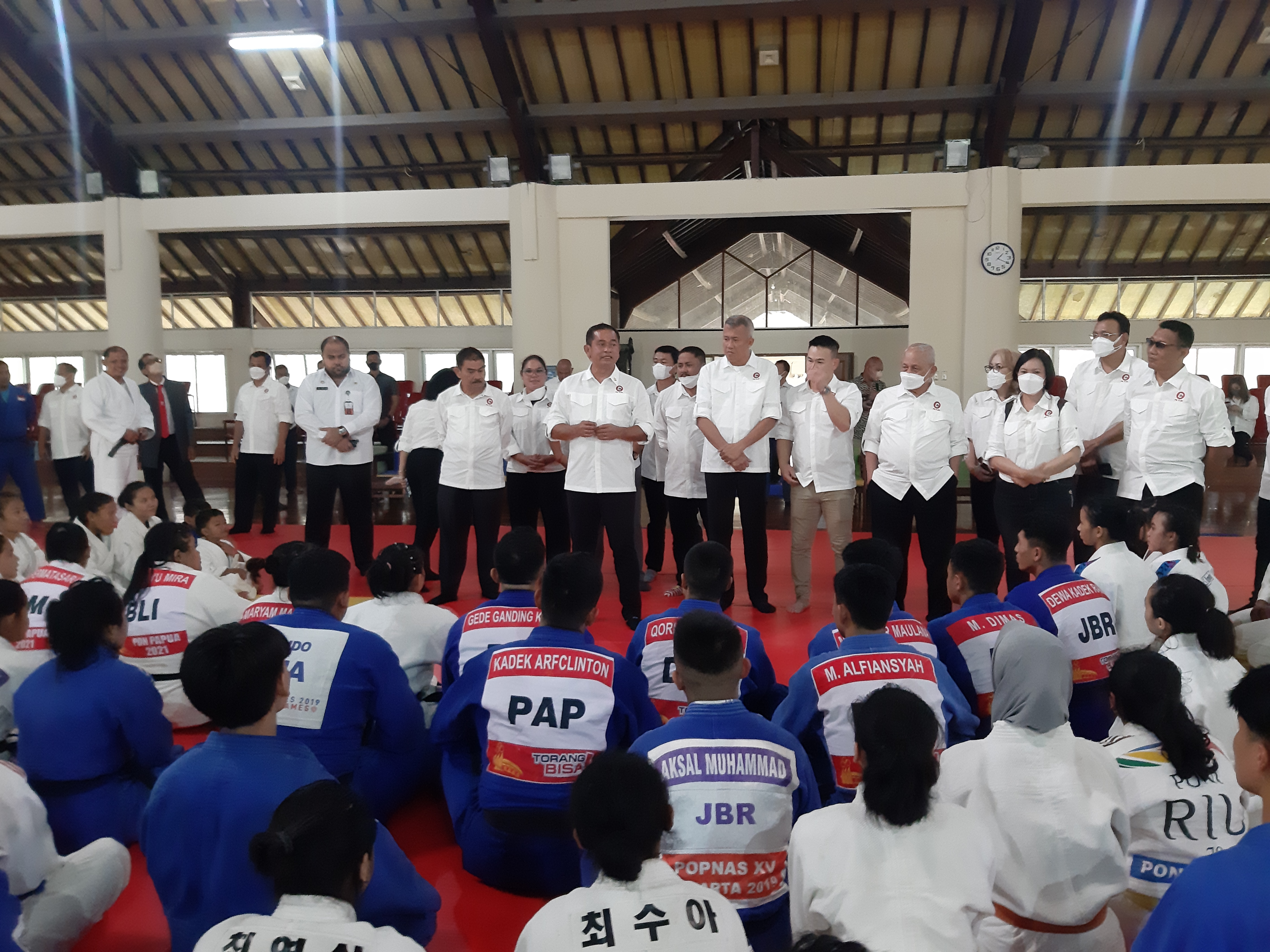  Ketua Umum KONI Marciano Norman melantik Ketua Pengurus Besar Persatuan Judo Seluruh Indonesia Maruli Simanjuntak, di Padepokan Judo.