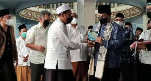 Menteri BUMN Erick Thohir saat menghadiri Harlah ke-182 Ponpes Zainul Hasan Genggong