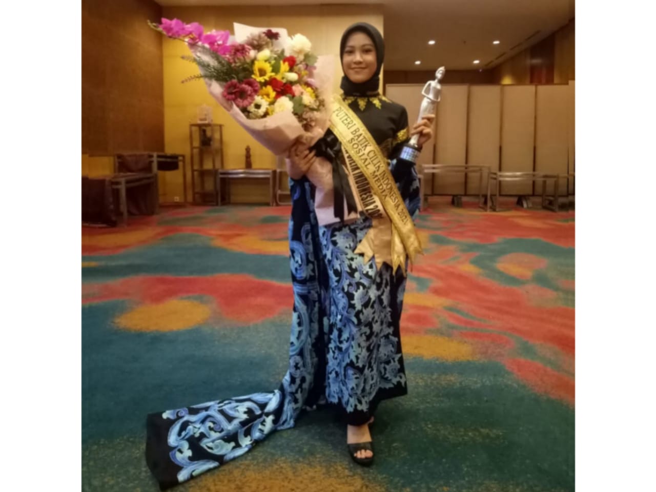 Perwakilan Jepara, Jawa Tengah, Izza Angelia Vega keluar sebagai peraih Putri Batik Cilik Indonesia Sosial Media 2021. 