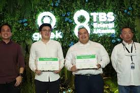 Kerja sama Gojek dan TBS membentuk electrum untuk ekosistem motor listrik