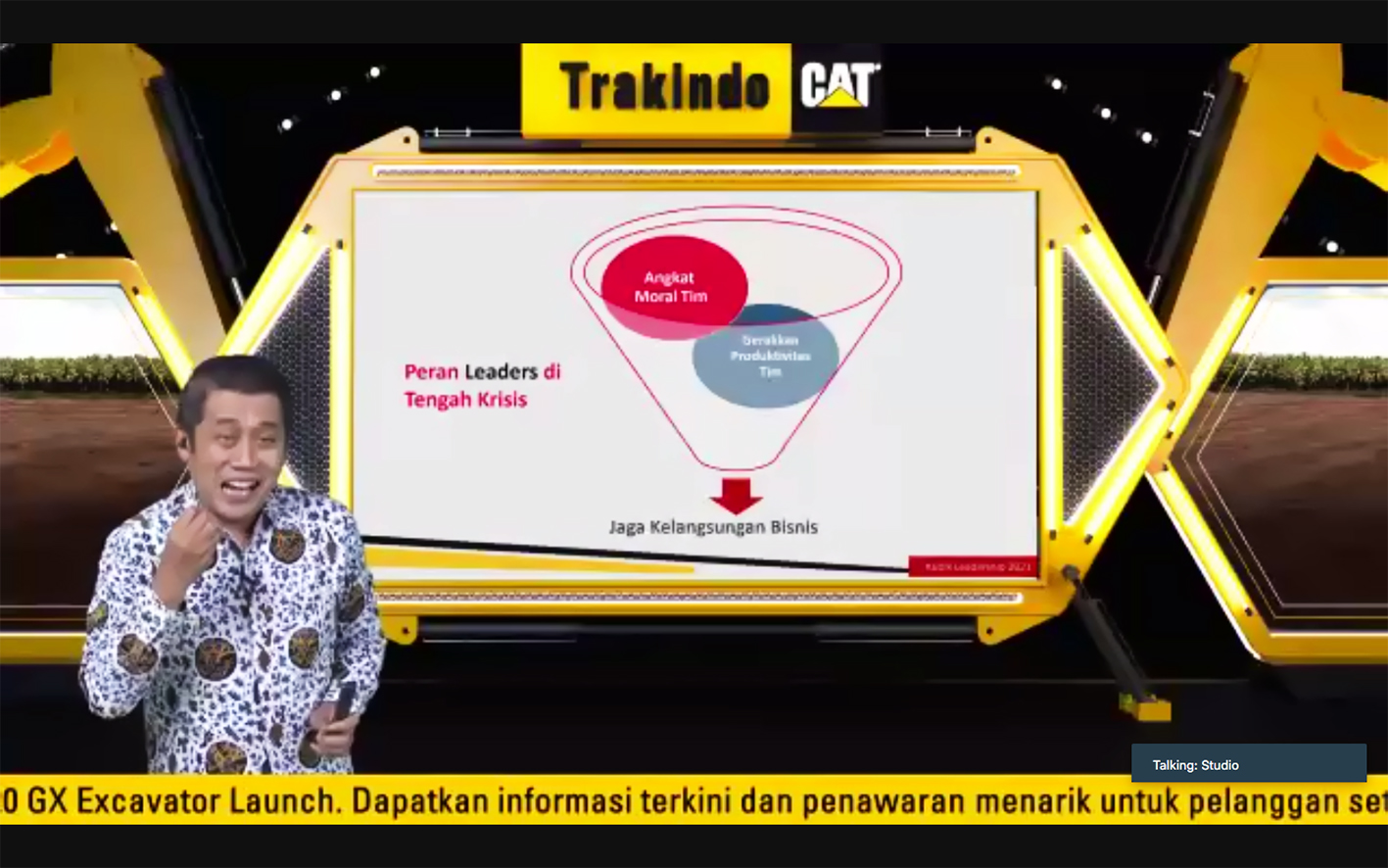  Jamil Azzaini, pakar leadership dan self-improvement dan pendiri Kubik Leadership memberikan paparan perubahan industri saat ini.