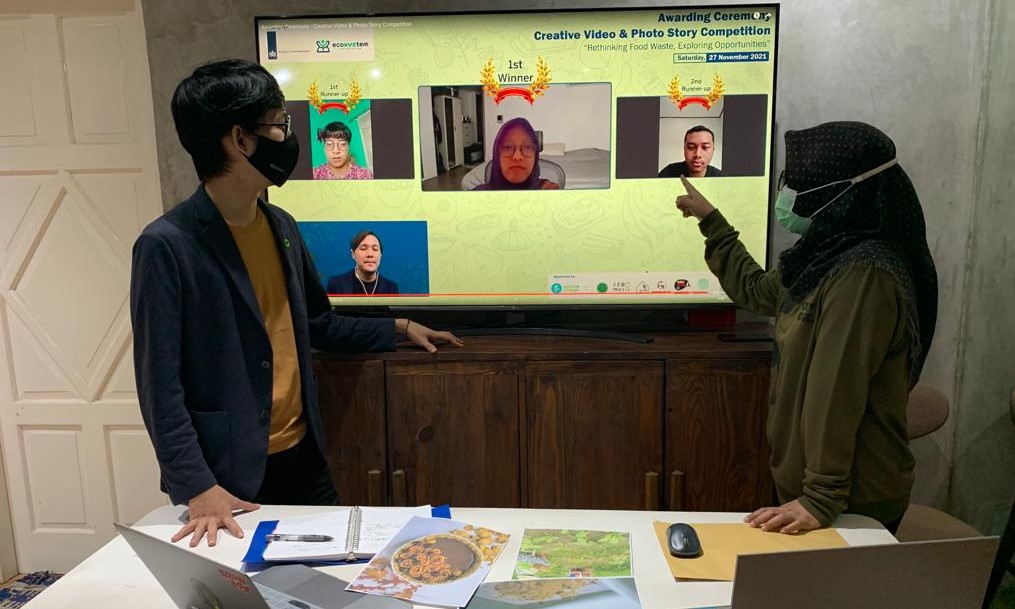  Perhelatan “Photo Story and Video Competition: Rethinking Food Waste, Exploring Opportunities” ,