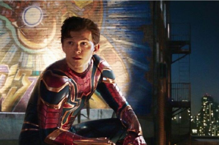 Aktor Tom Holland sebagai Spider-Man  