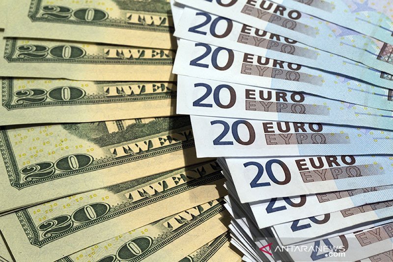 Ilustrasi kurs dolar AS