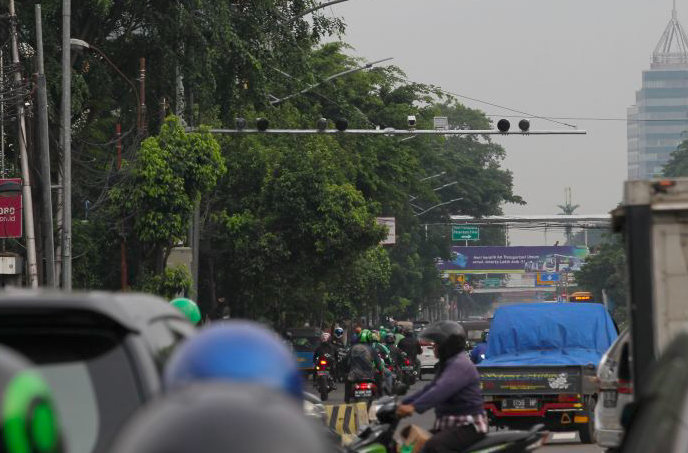 Ilustrasi - Sejumlah kamera cctv terpasang di perempatan Jalan Gunung Sahari, Jakarta.