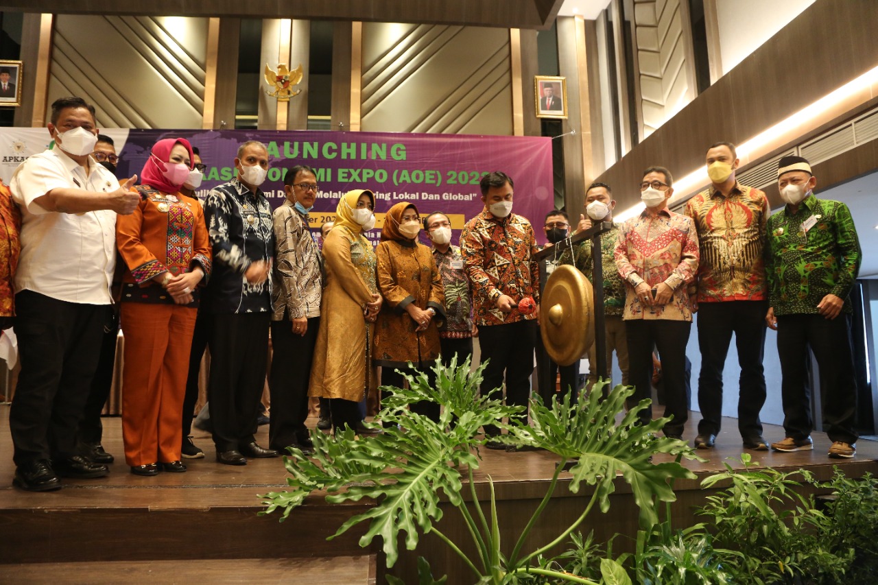 Apkasi meluncurkan program tahunan bertajuk Apkasi Otonomi Expo 2022, Trade, Tourism & Investment dengan hastag #AOE2022.