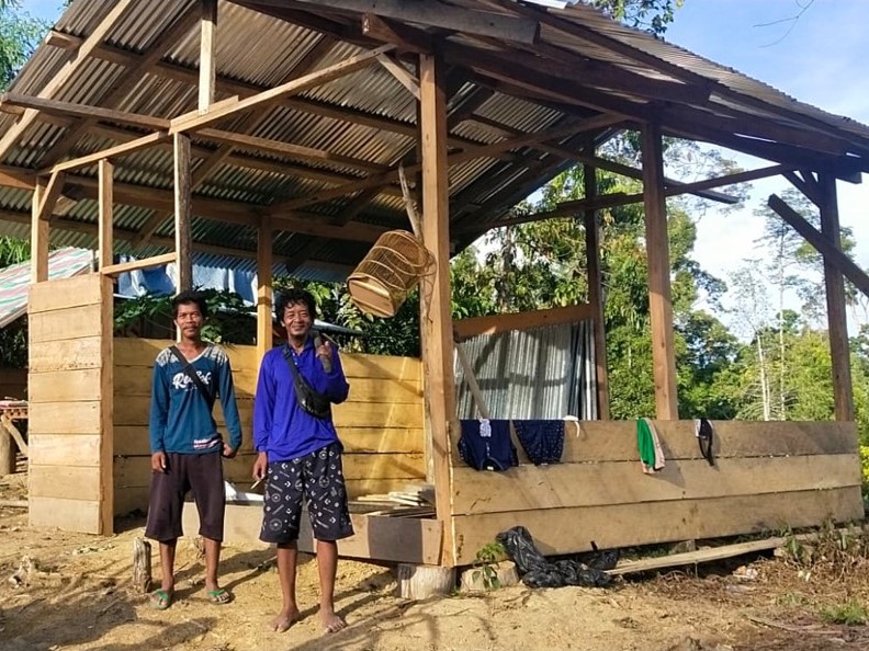 Pemerintah tidak memaksakan berubah tetapi memberi pilihan hidup yang lebih baik bagi Orang Rimba.