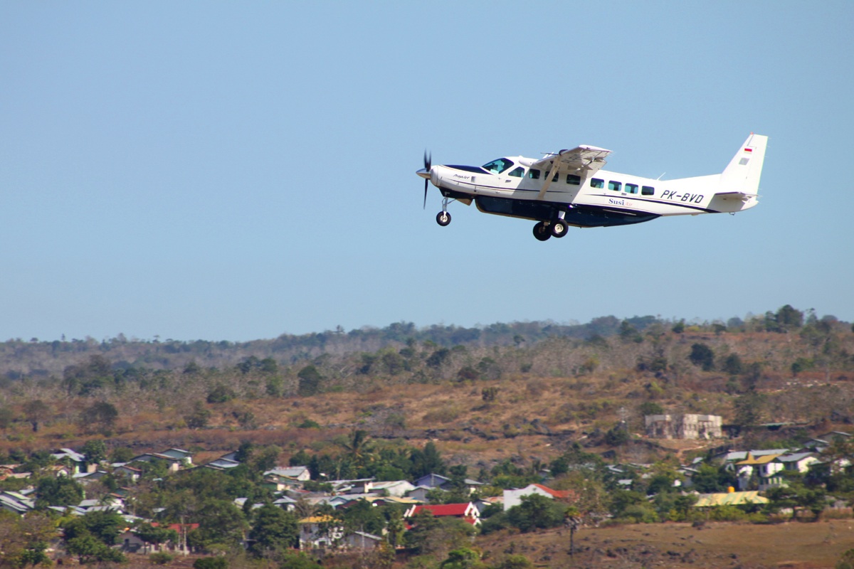 Pesawat Cessna Pecah Ban di Bandara Ngurah Rai, Tidak Ada Korban 