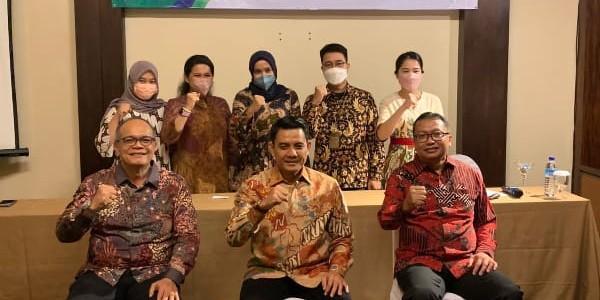 Acara penandatangan MoU perpanjangan kerja sama Kejari Jakbar dan BPJAMSOSTEK Cabang Slipi. 