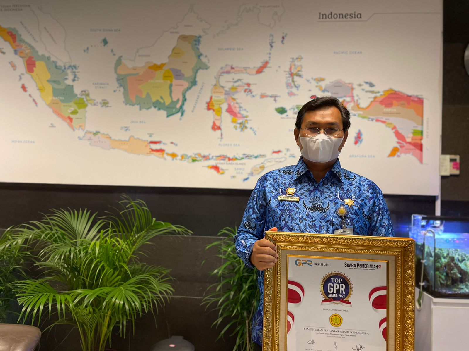 Kementan meraih penghargaan Top Government Public Relations Award 2021.