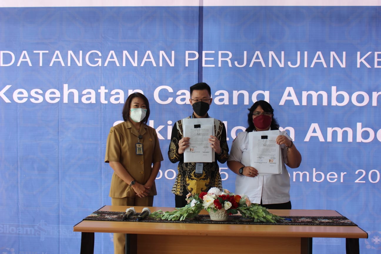 Acara penandatangan kerja sama antara Siloam Hospitals Ambon dan BPJS Kesehatan dalam pelayanan kesehatan.