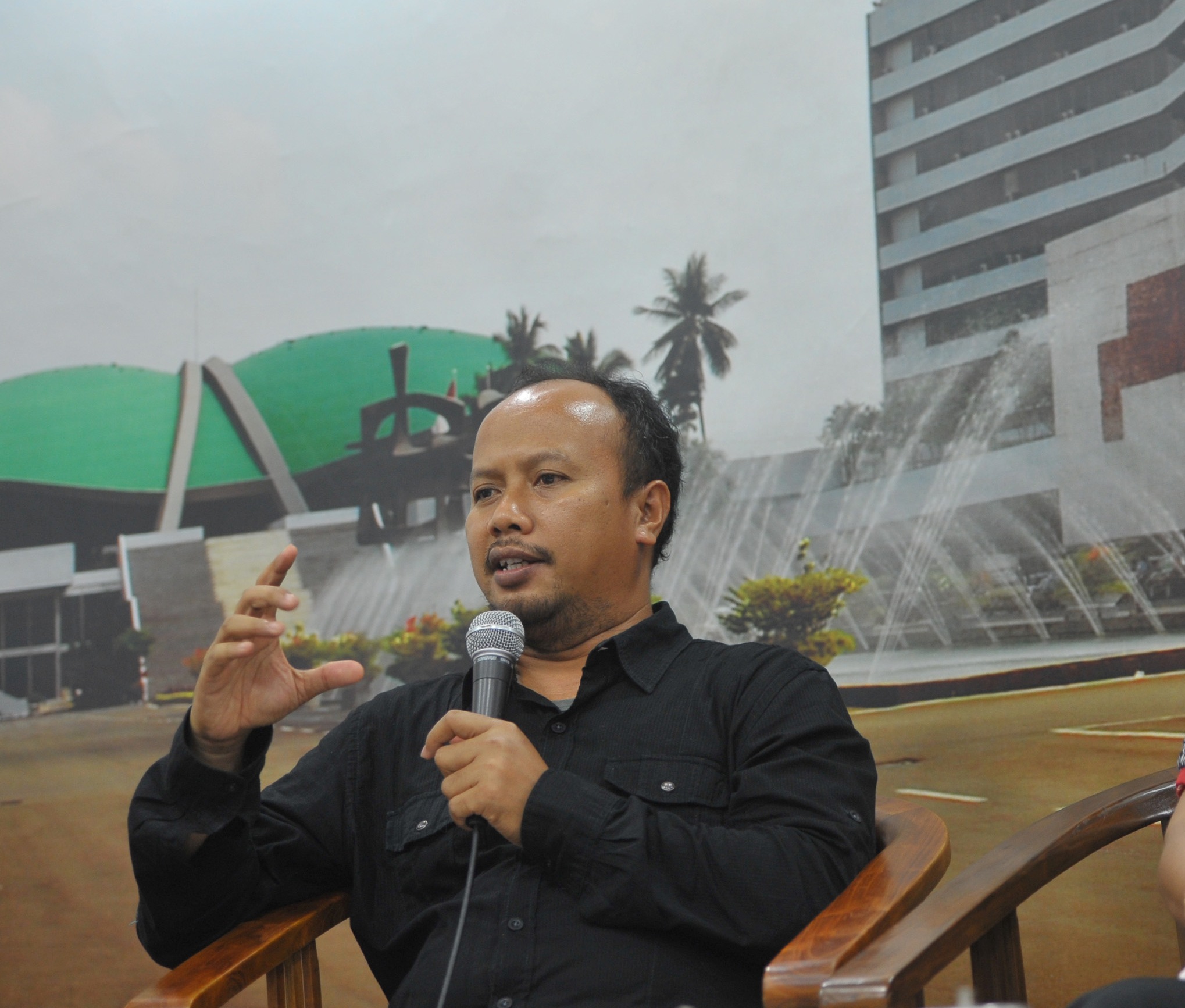 Ketua Pengurus Harian Yayasan Lembaga Konsumen Indonesia (YLKI) Tulus Abadi