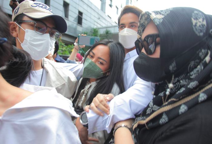 Selebgram Rachel Vennya