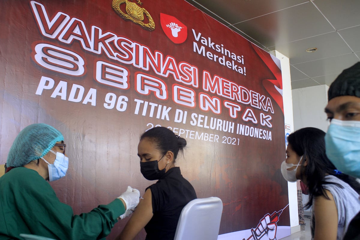  Vaksinasi Merdeka di Rumah Sakit Universitas Nusa Cendana (Undana) Kupang,NTT, Rabu (22/9/2021)