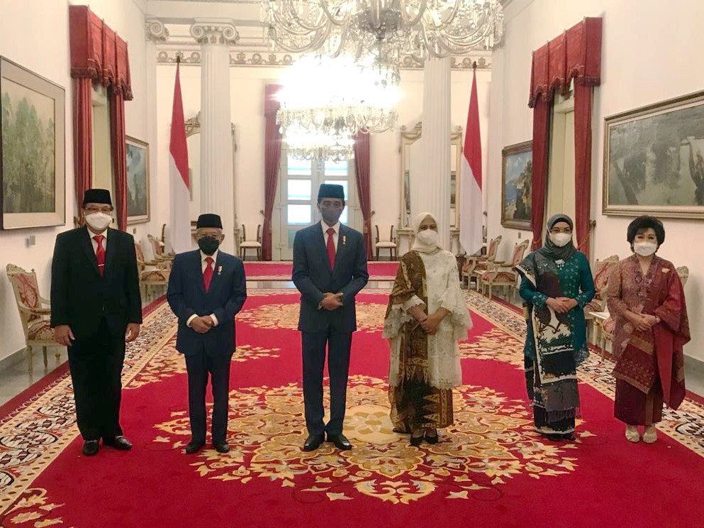 Sulis mendapati beberapa persamaan antara pengabdian sebagai dubes dengan karier terakhirnya di korporasi besar. 