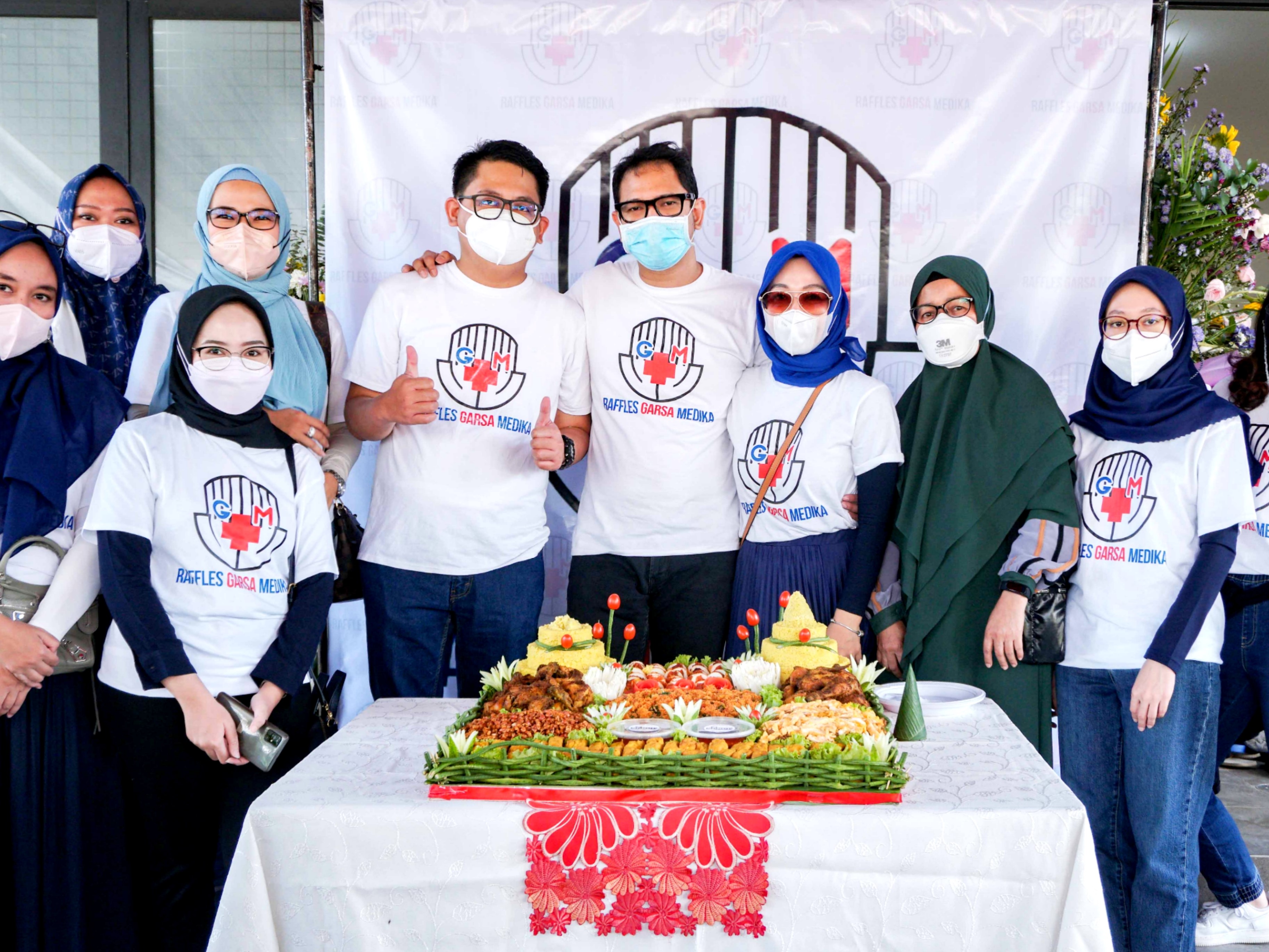 Pelayanan kesehatan gigi klinik Raffles Garsa Medika bekerja sama dengan Kiddoz Family dental care.