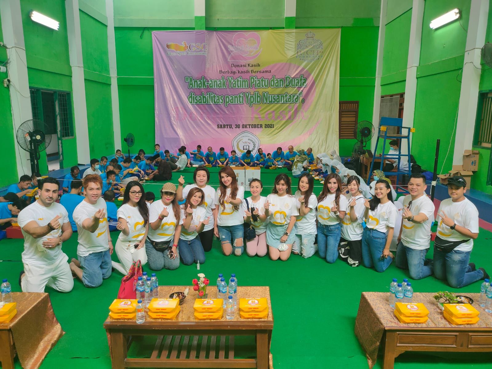 Panti Disabilitas Terima Donasi dari Glam Girls Sport Community 