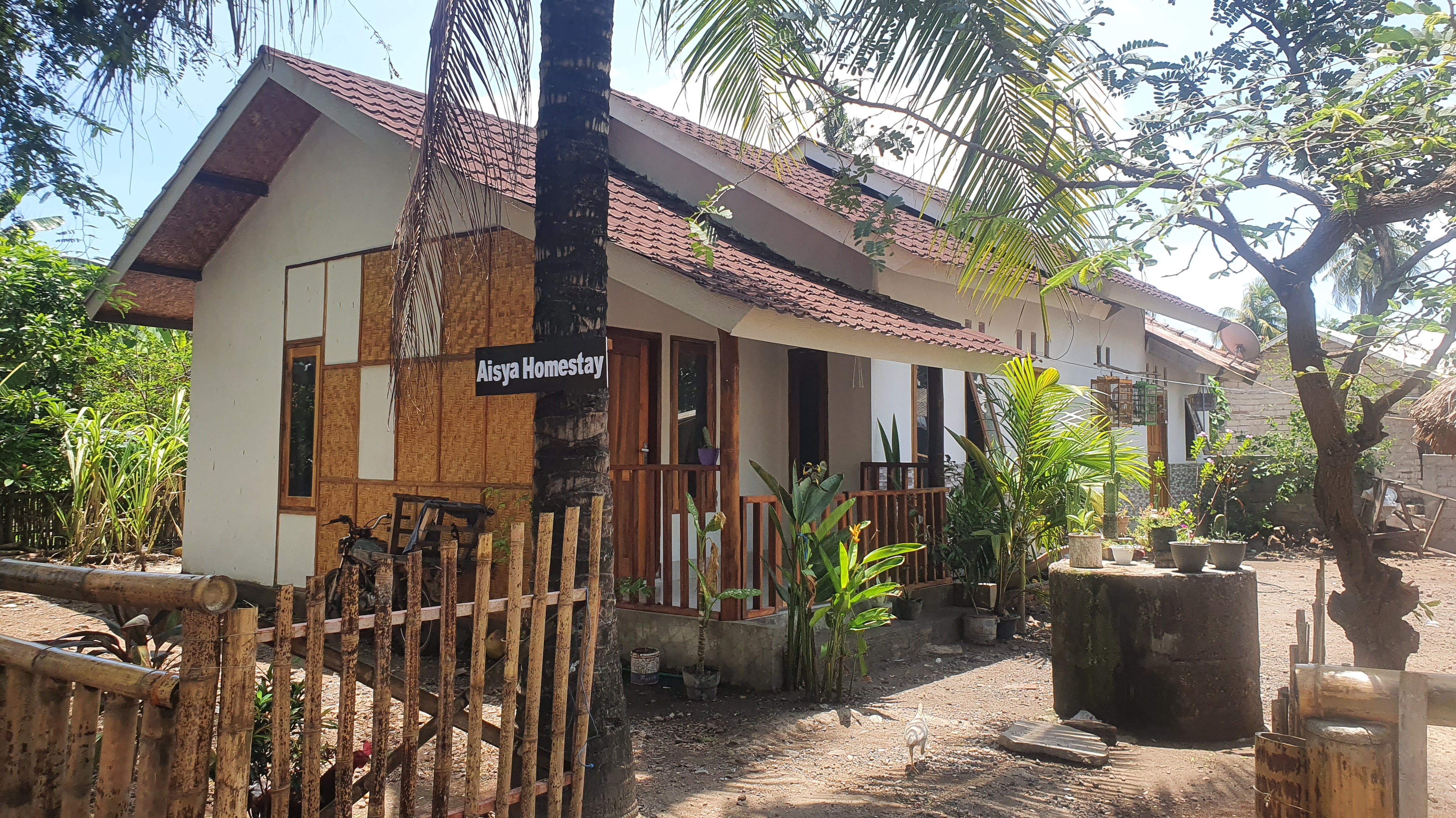 Kementerian PUPR merevitalisasi kampung homestay di Lokasi Kawasan Sarana Hunian Pariwisata Gerupuk, Lombok, NTB