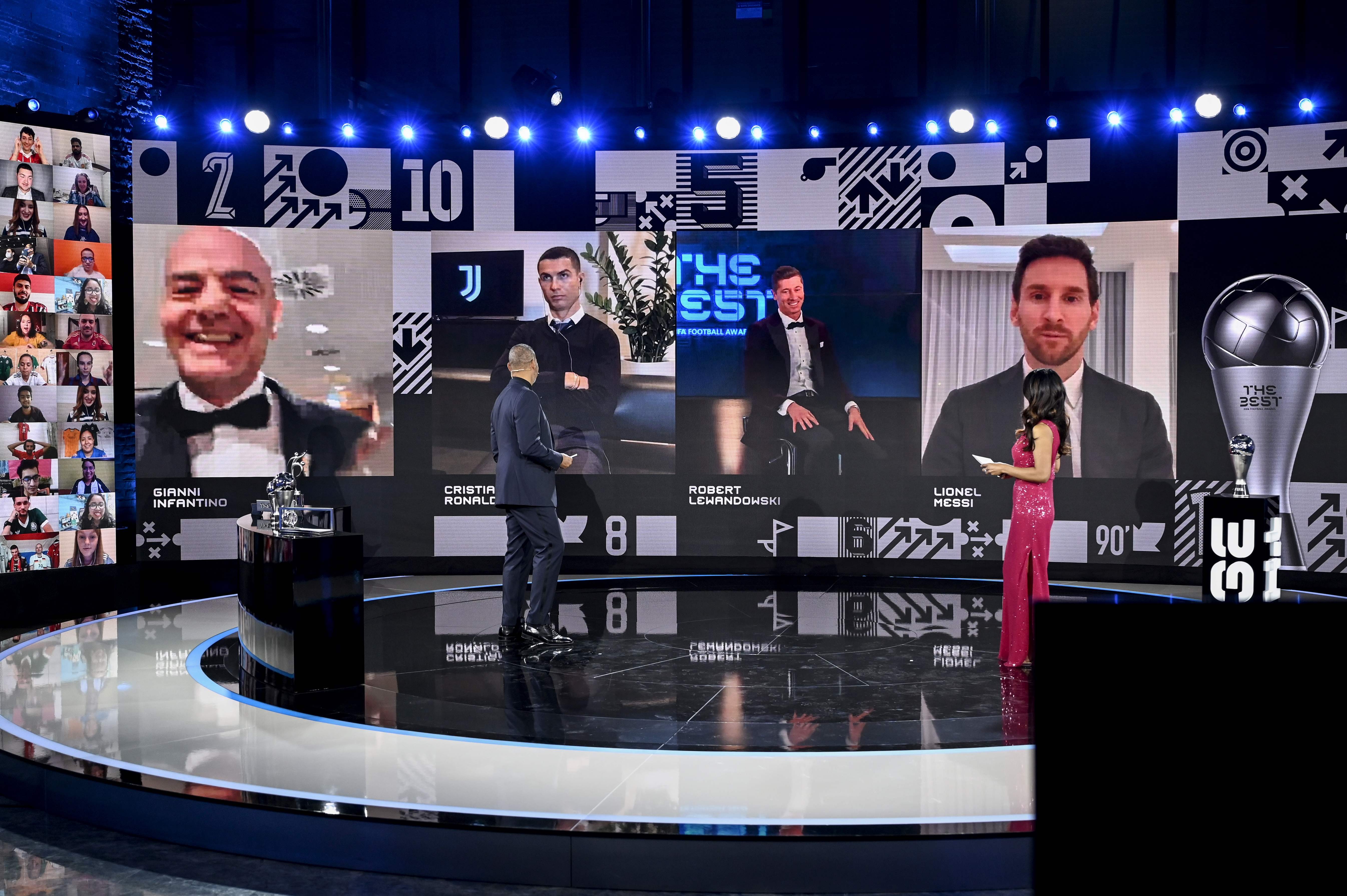 Pengumuman pemain terbaik FIFA tahun lalu yang digelar secara daring.