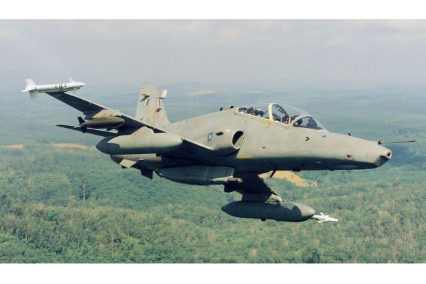 Pesawat jet tempur Hawk 108 milik militer Malaysia. 