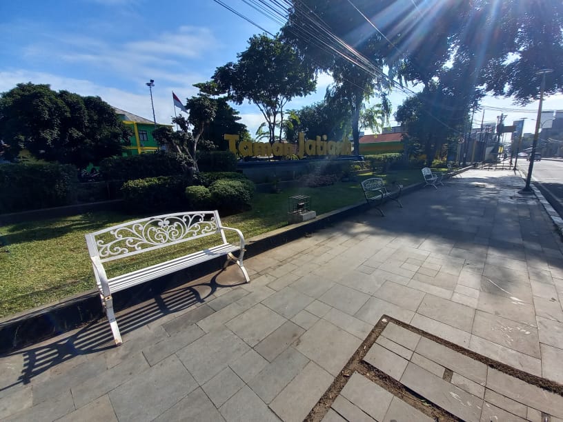 Pengawasan dari lingkungan setempat minim, Taman Jatiasih kerap dijadikan aksi asusila.