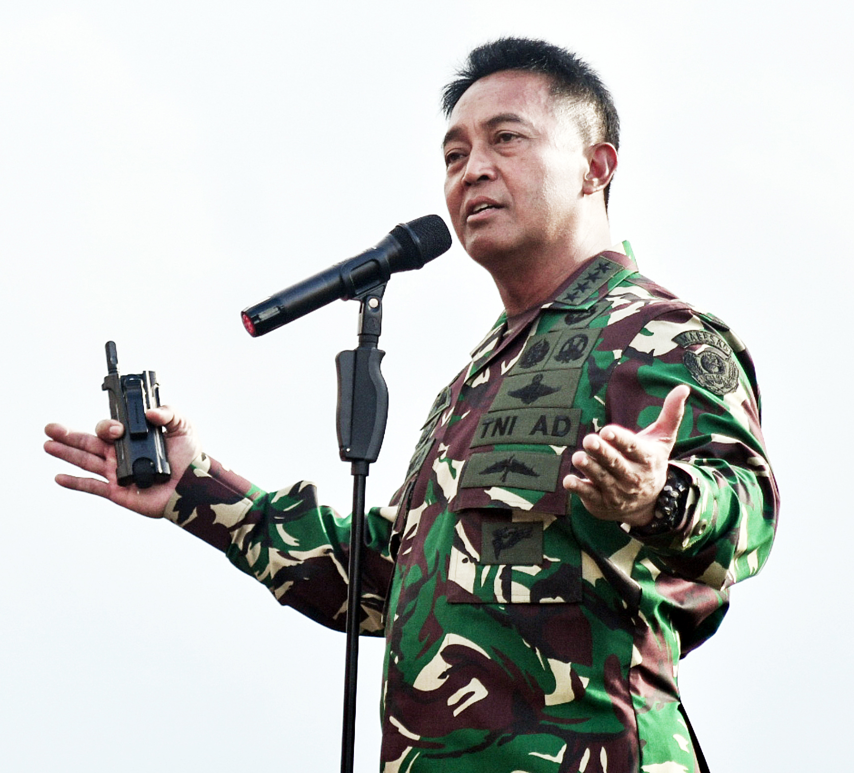  Kepala Staf Angkatan Darat (KSAD) Jenderal TNI Andika Perkasa calon tunggal Panglima TNI. 