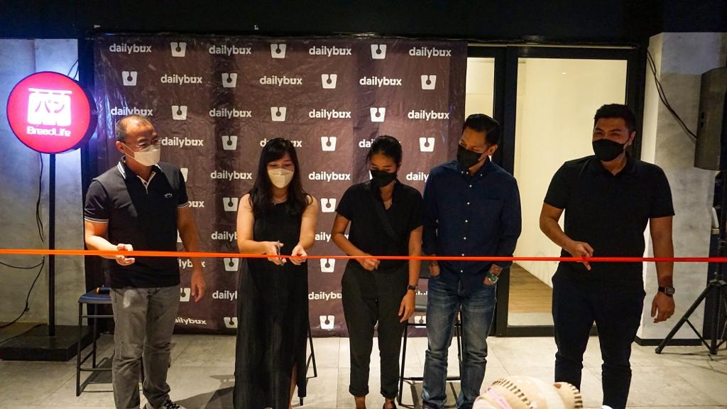 Acara peresmikan gerai Dailybox di Pontianak, Kalimantan Barat. 