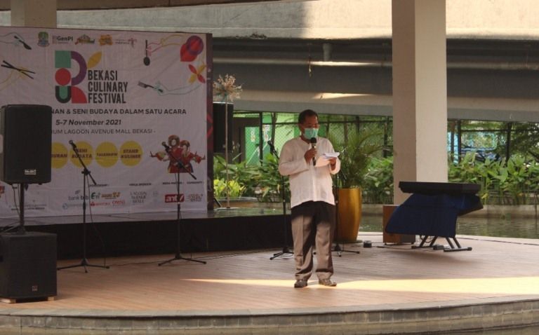 Acara pembukaan Bekasi Culinary Festival (BCF) 2021 di  di Main Lobby Lagoon Avenue Mall, Kota Bekasi.