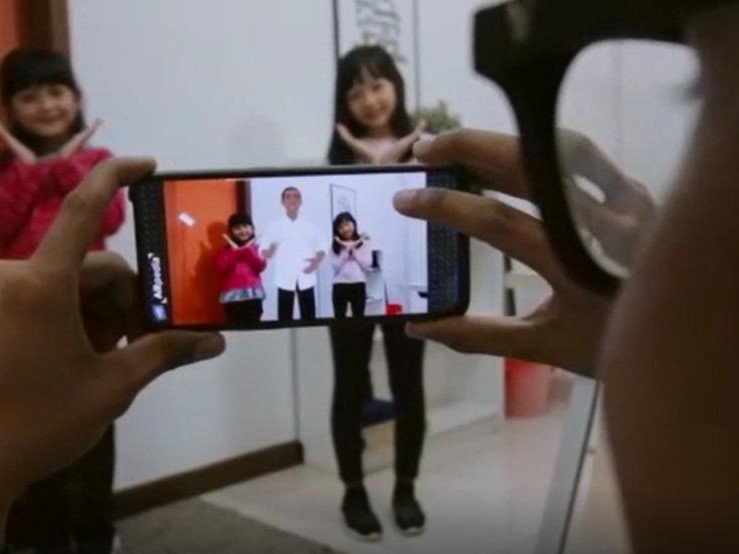 Perusahaan teknologi tersebut memiliki lima paten global dalam augmented reality dan terdaftar di nasional maupun PCT mencakup 153 negara.