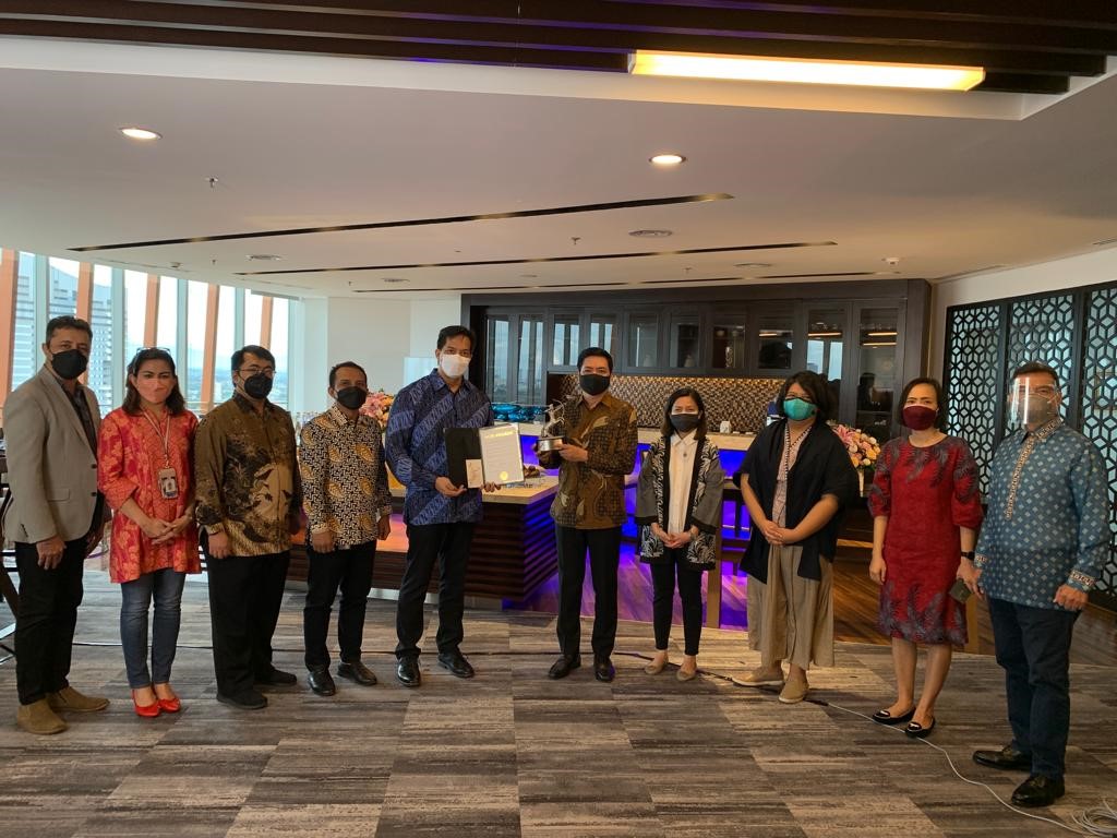 Bertahan Diterpa Pandemi, Darya Varia Raih ACES Awards 2021