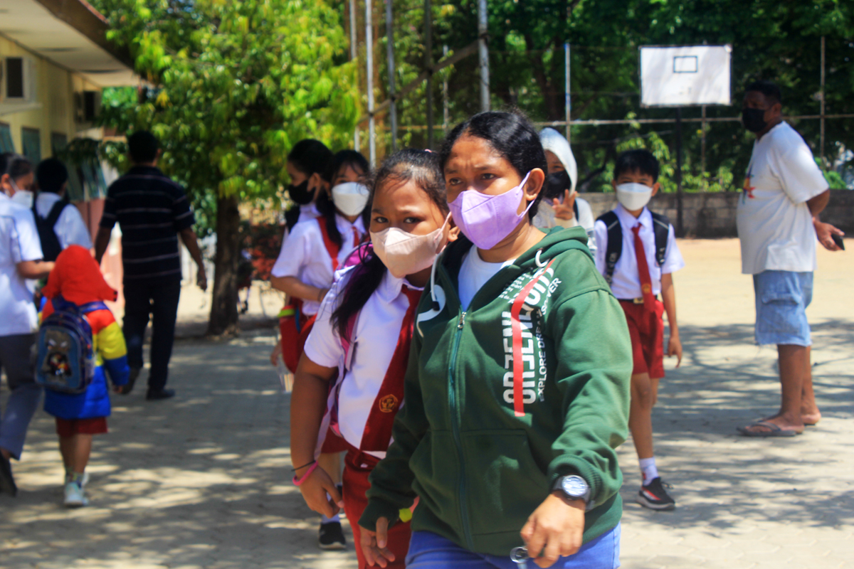 PTMT: Siswa SDK Maria Assumpta Kupang, NTT antusias mengikuti PTMT yang digelar dengan protokol kesehatan secara ketat.