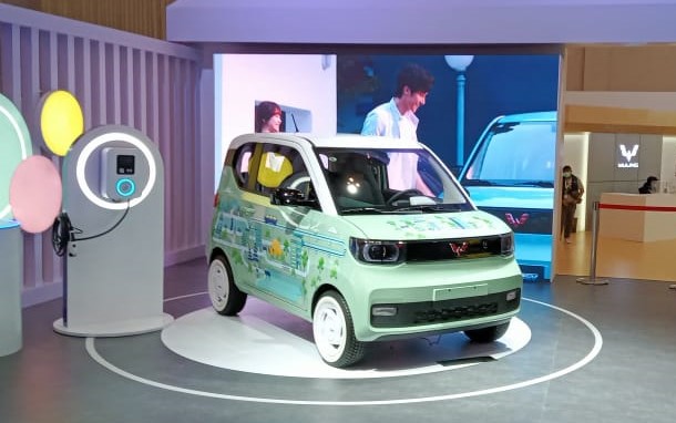 Salah satu contoh produk mobil listrik Wuling berplatform GSEV.