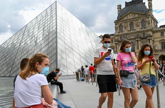 Prancis Kembali Catat Rekor Kasus Harian Covid-19