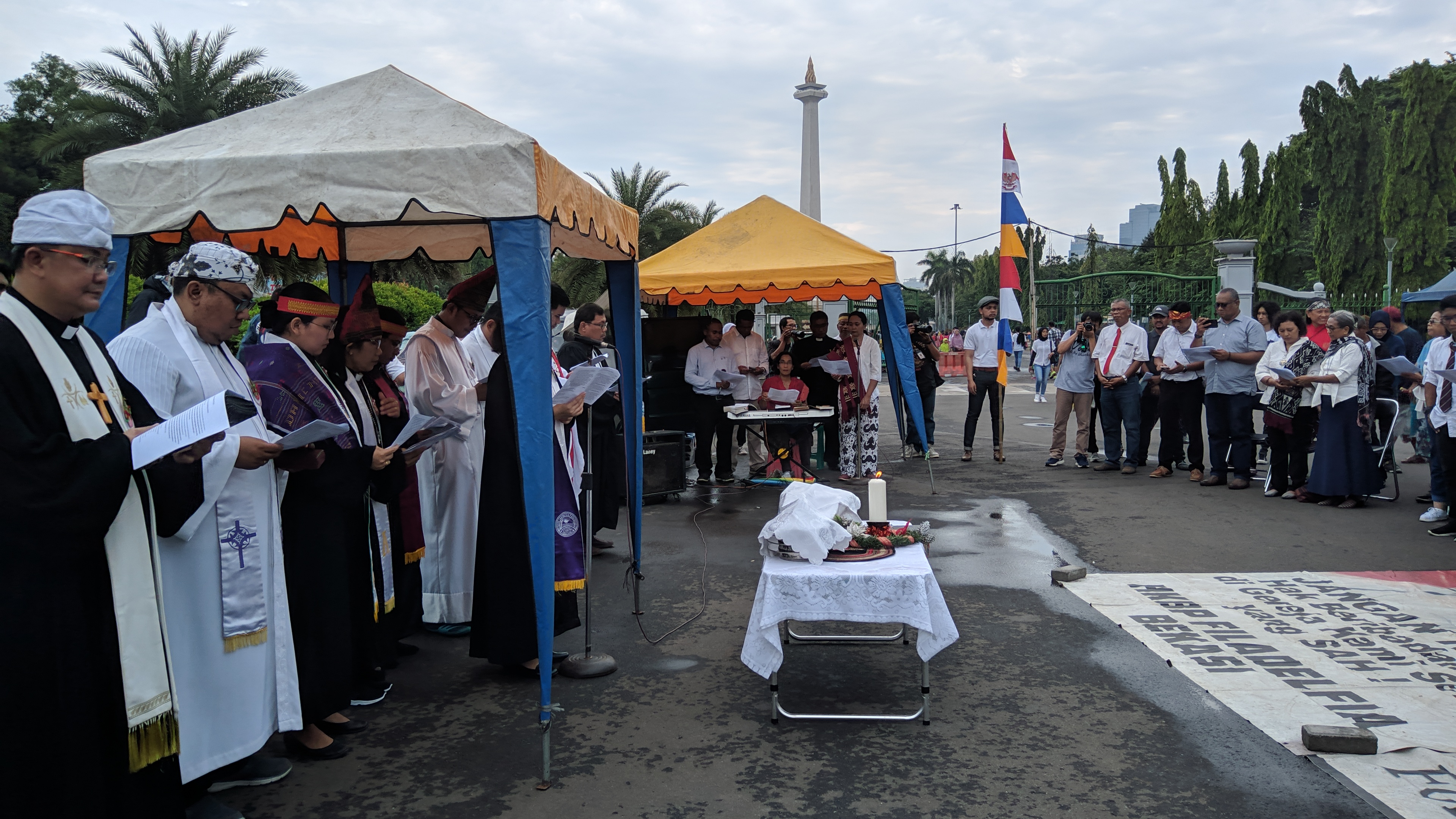 Ibadah Natal jemaat GKI Yasmin, Bogor dan HKBP Filadelfia, Bekasi, di silang Monas, 2019 lalu.